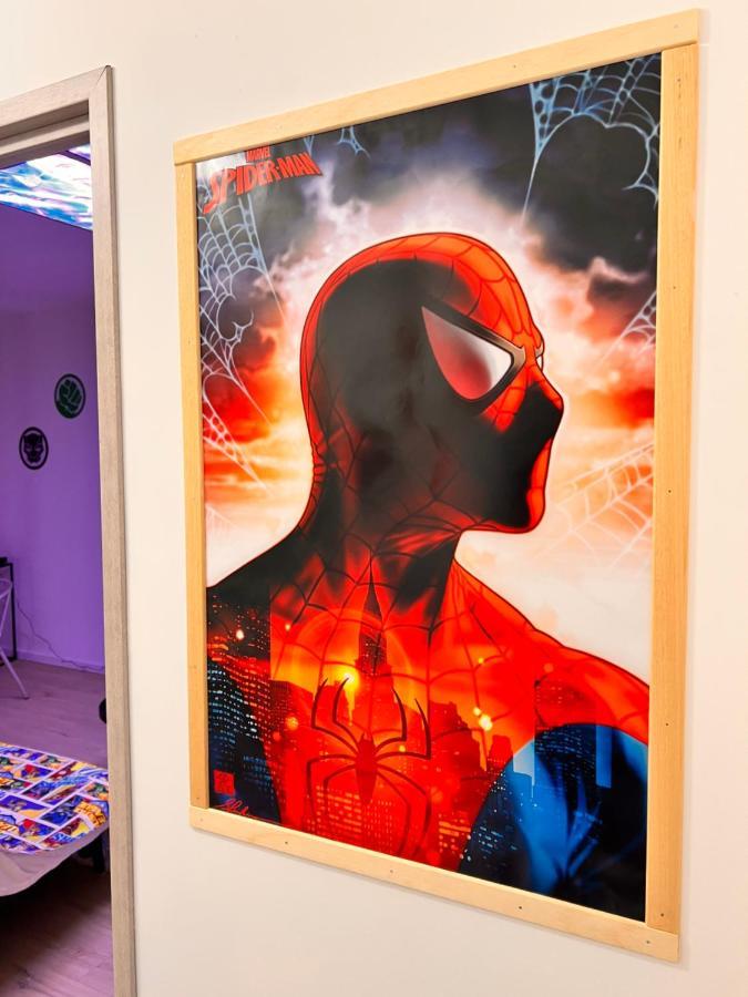 Le Marvel - Avengers Apartment Bedarieux Luaran gambar